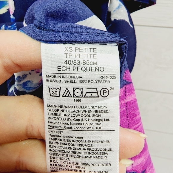 Banana Republic Office Blouse - Picture 6 of 7